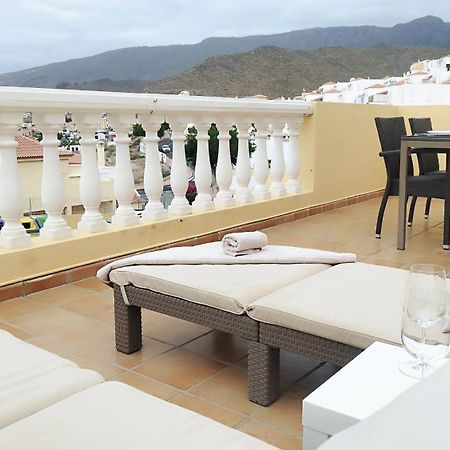 Charming & Sunny Apartment With Ocean View 阿德耶 外观 照片