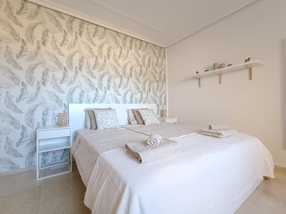 Charming & Sunny Apartment With Ocean View 阿德耶 外观 照片