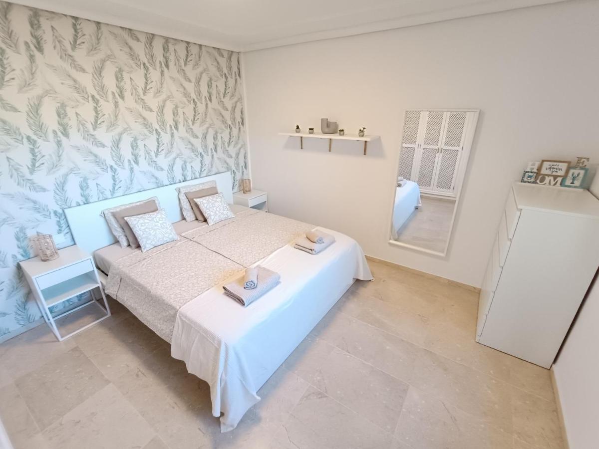 Charming & Sunny Apartment With Ocean View 阿德耶 外观 照片