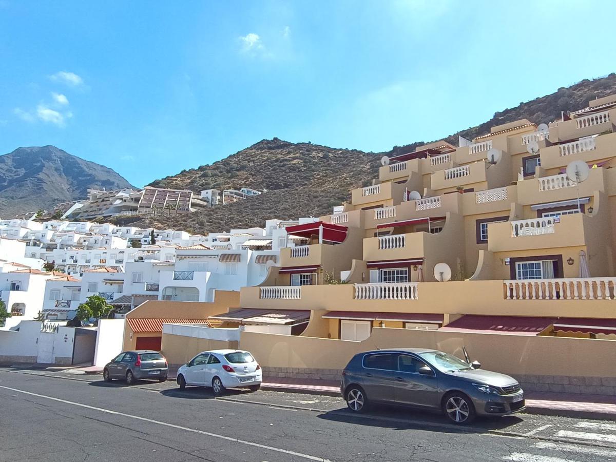 Charming & Sunny Apartment With Ocean View 阿德耶 外观 照片
