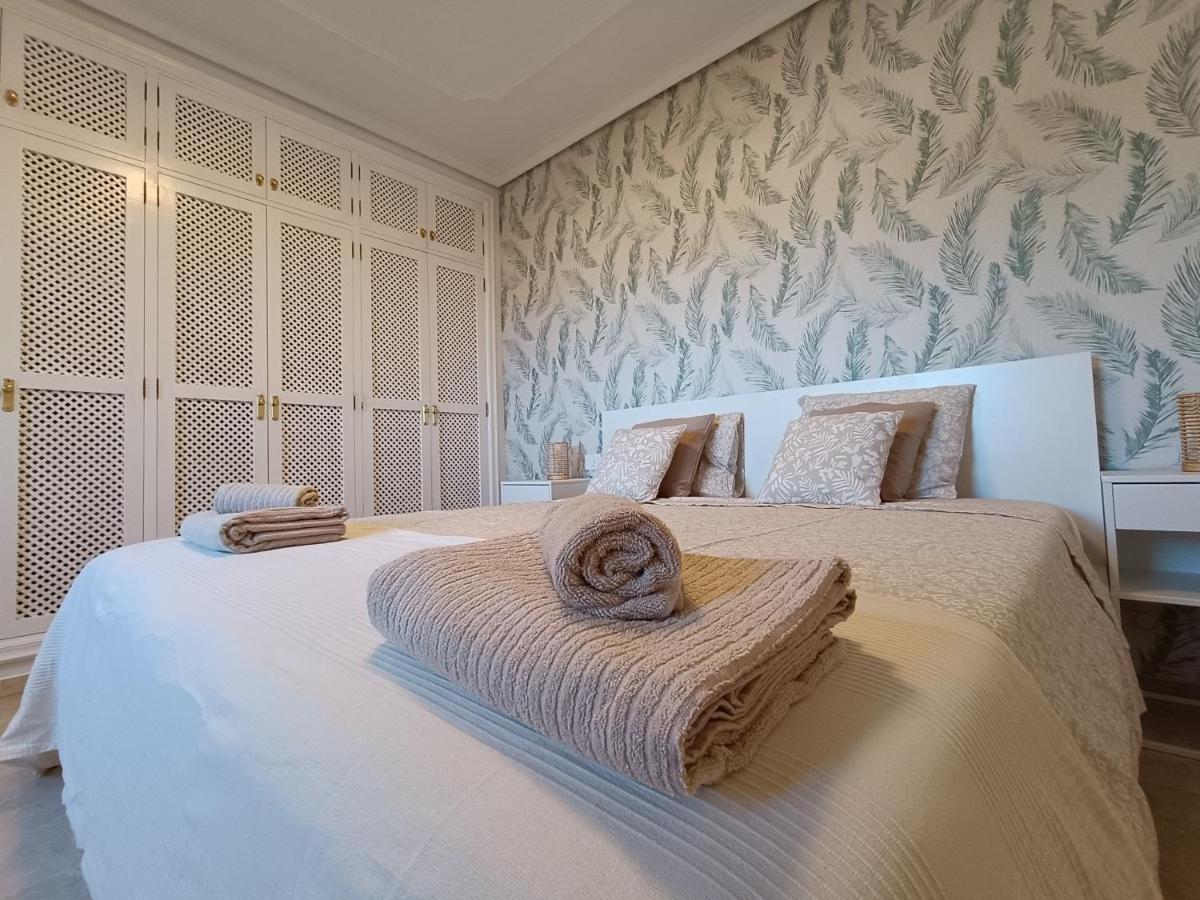 Charming & Sunny Apartment With Ocean View 阿德耶 外观 照片
